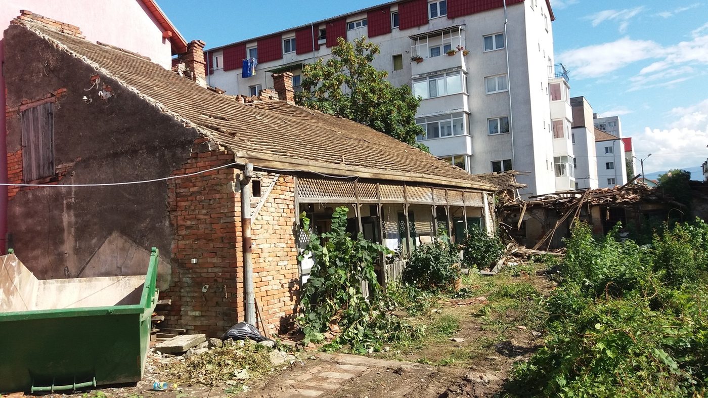 Családi ház bontás projekt – előtte – Pest megye