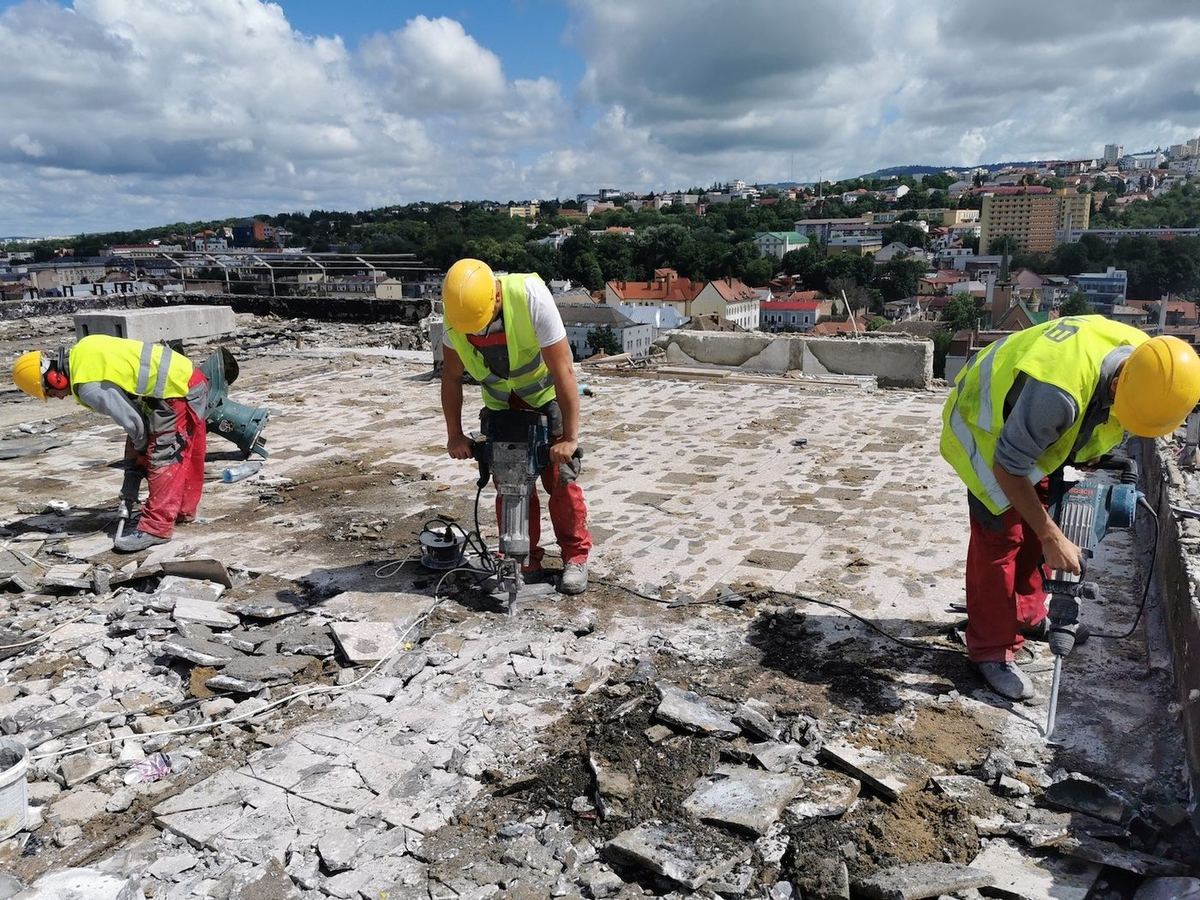 Födém bontás bontási folyamat